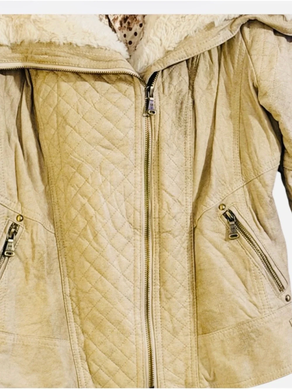 GUESS Quilted Faux Leather Moto Jacket Faux Fur Collar Stone Tan Cream Size L